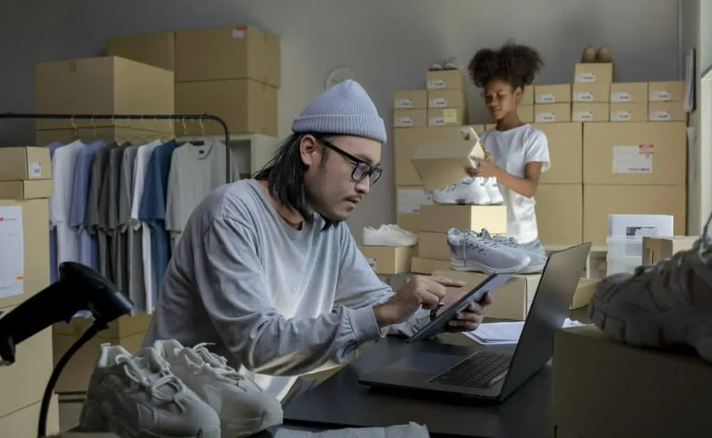2024 : Le duel ultime entre Squarespace et Shopify pour choisir la meilleure solution pour votre entreprise ! Découvrez notre guide exclusif !