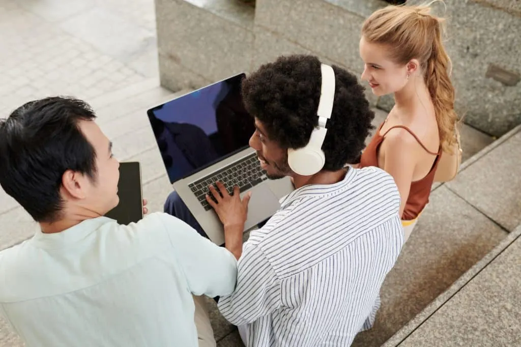 99% des entrepreneurs échouent : 6 raisons importantes.